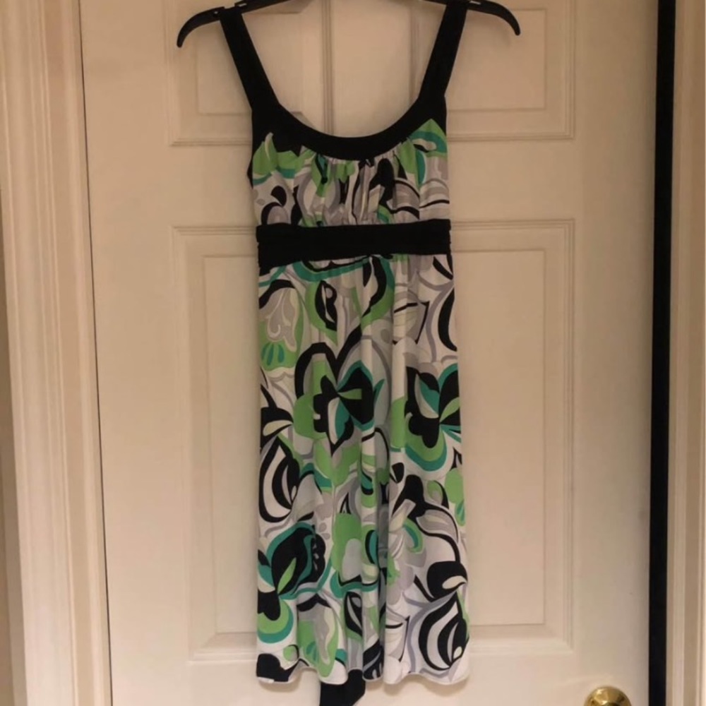 Floral Print Sleeveless Dress - Black, Green, White